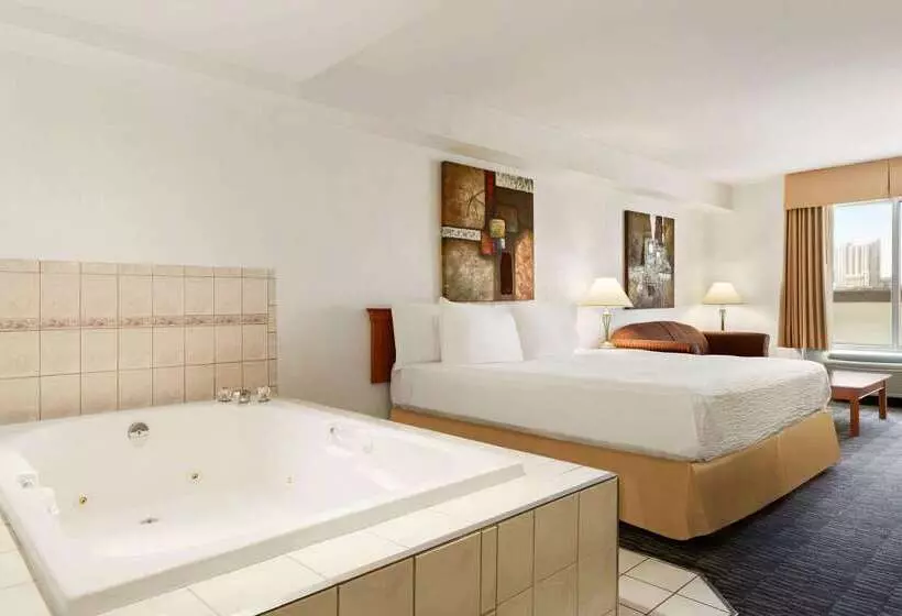 Hotel Days By Wyndham Niagara Falls Centre St. By The Falls