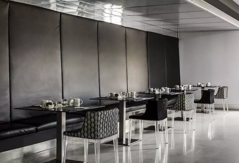 Отель Ikonik Anglí