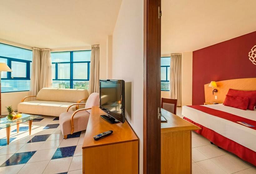 هتل Habana Panorama