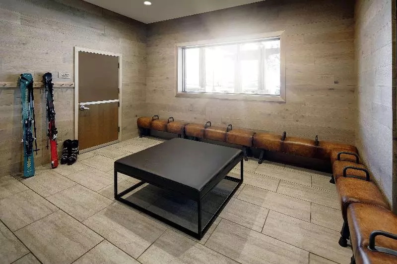 Hotel Highline Vail A Doubletree By Hilton