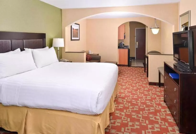 Holiday Inn Express Hotel & Suites El Centro, An Ihg