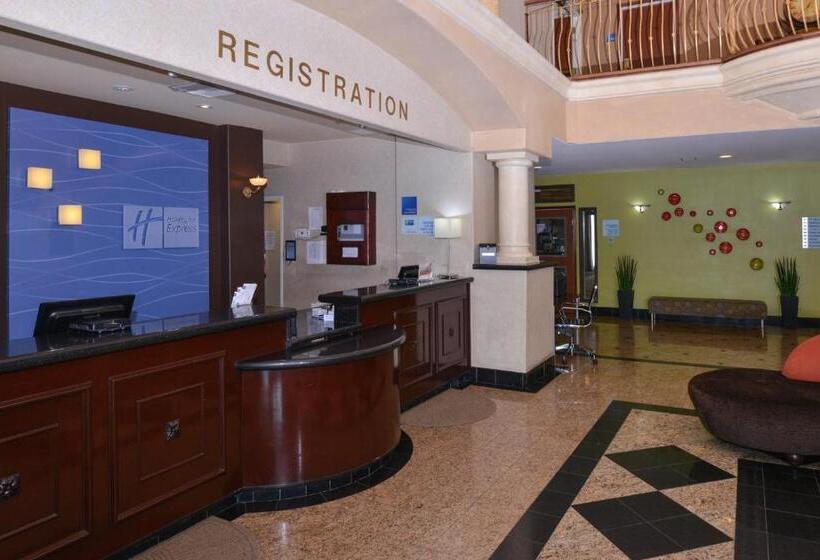 Holiday Inn Express Hotel & Suites El Centro, An Ihg