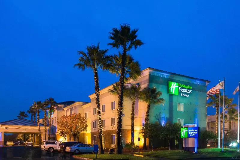 Holiday Inn Express Hotel & Suites Vacaville, An Ihg