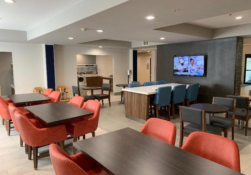 Holiday Inn Express Hotel & Suites West Point Fort Montgomery, An Ihg