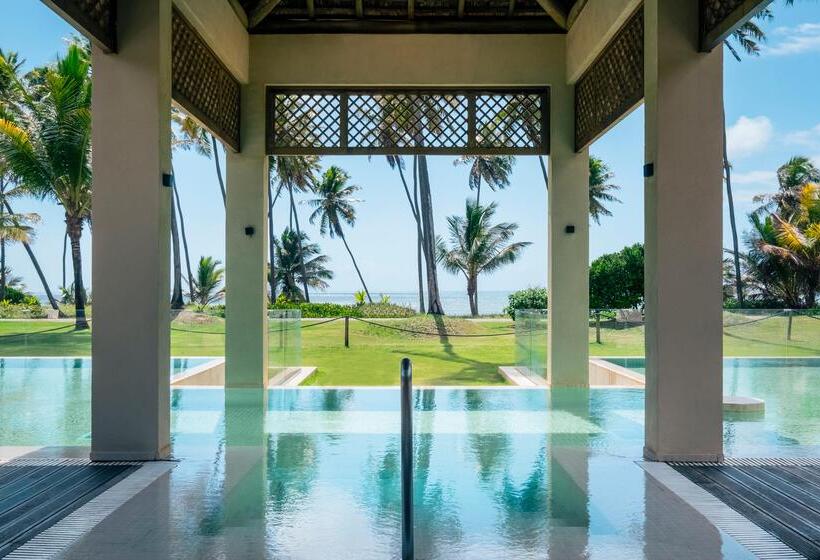 هتل Iberostar Waves Bahia - All Inclusive