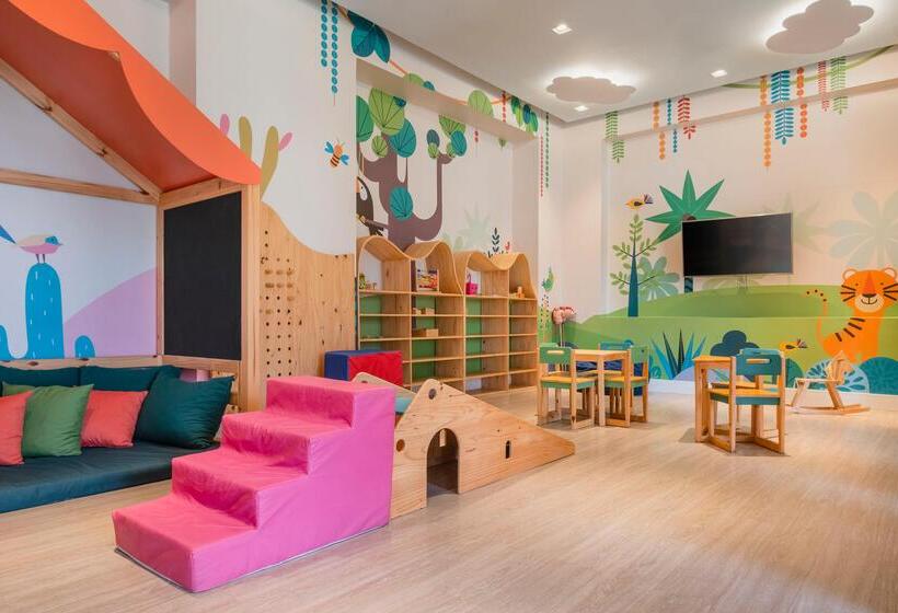 هتل Iberostar Waves Bahia - All Inclusive