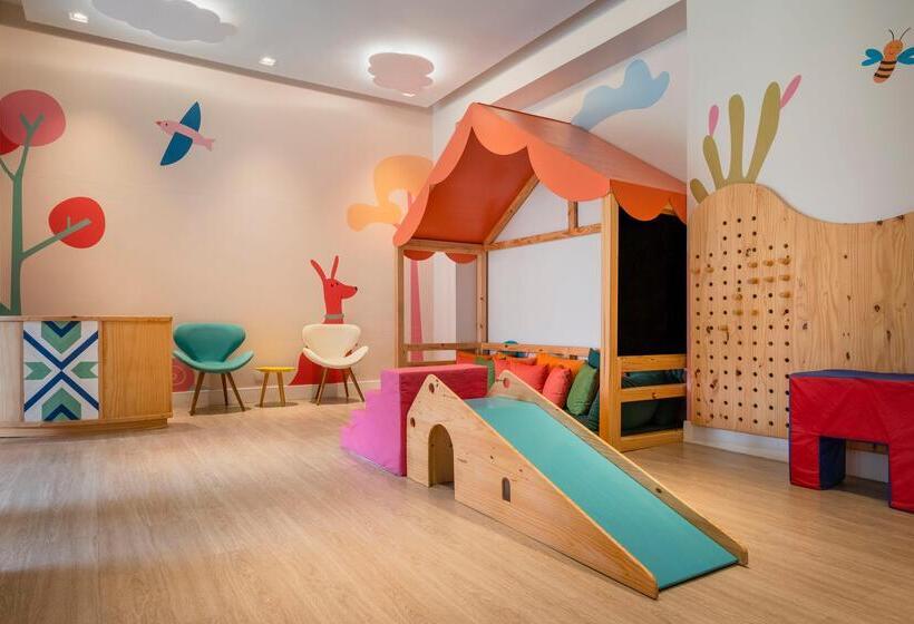 هتل Iberostar Waves Bahia - All Inclusive