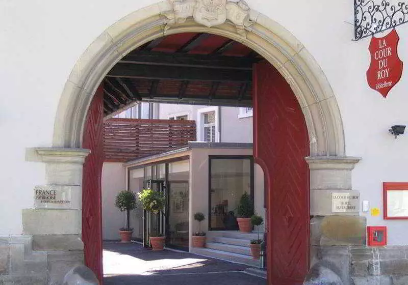 Отель La Cour Du Roy