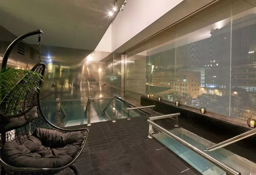 Отель NH Collection Barcelona Constanza