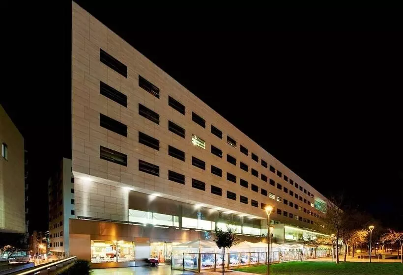 Отель NH Collection Barcelona Constanza