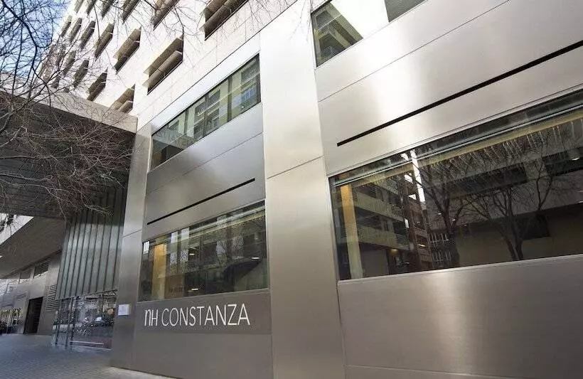 Отель NH Collection Barcelona Constanza