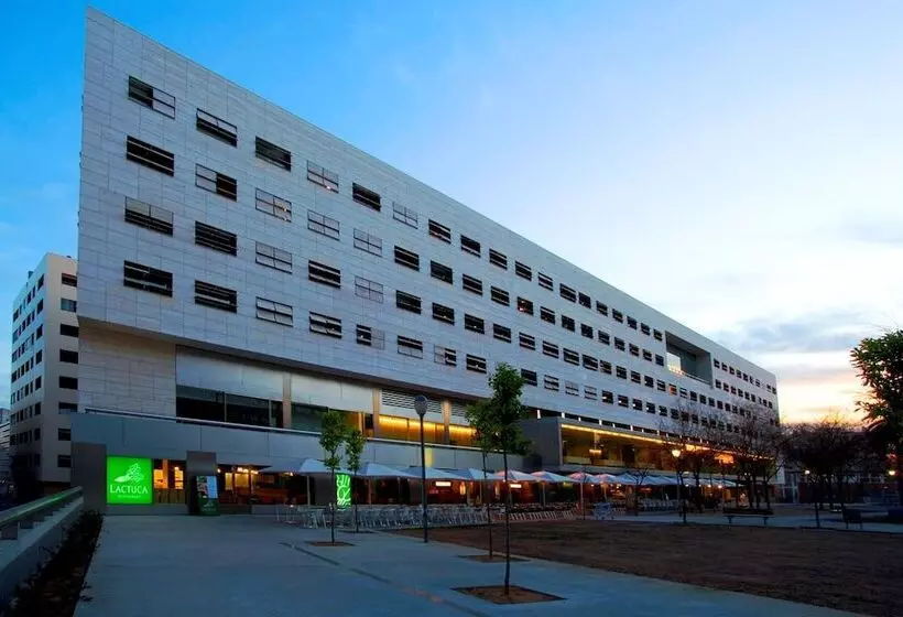 Отель NH Collection Barcelona Constanza