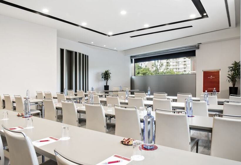 Отель NH Collection Barcelona Constanza