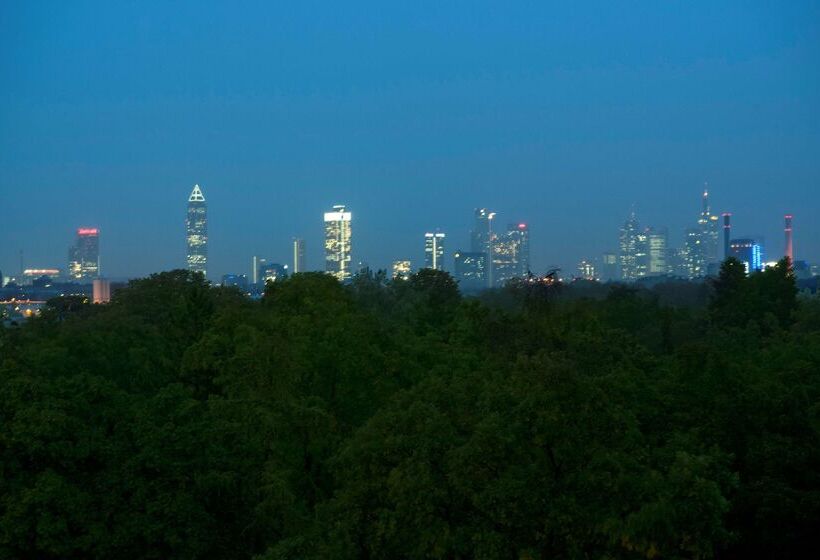 酒店 NH Frankfurt Niederrad