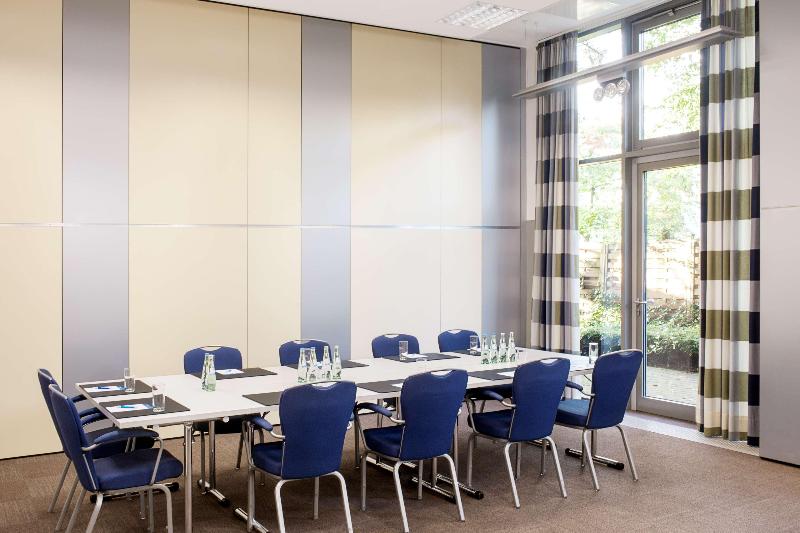 酒店 NH Frankfurt Niederrad