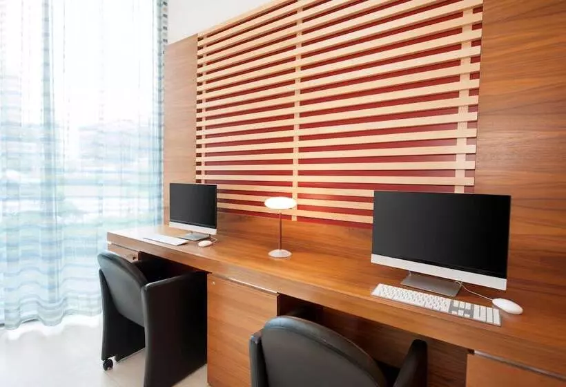 호텔 NH Frankfurt Niederrad