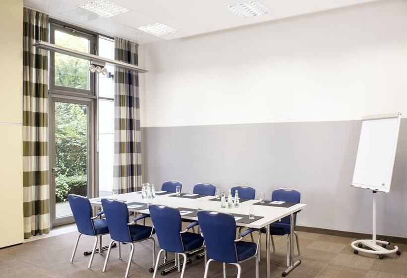 酒店 NH Frankfurt Niederrad