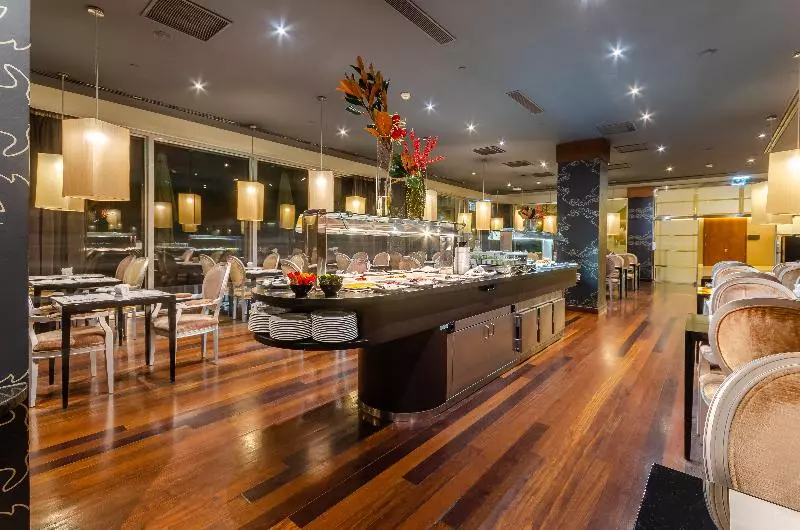 هتل Olissippo Oriente