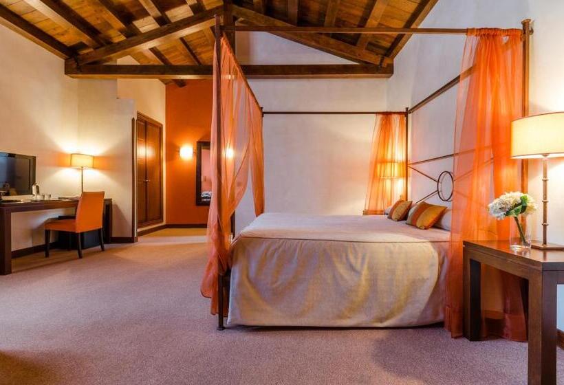 فندق فئة نجمة واحدة Palacio San Facundo