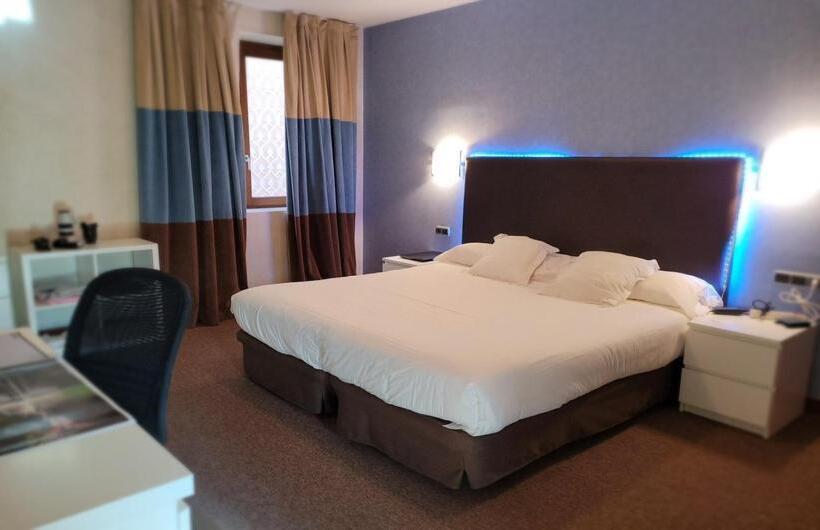 فندق فئة نجمة واحدة Palacio San Facundo