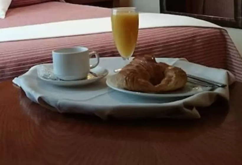 ホテル Pamplona Villava