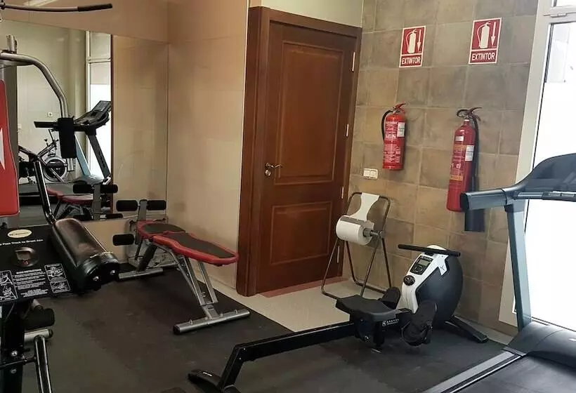 ホテル Pamplona Villava