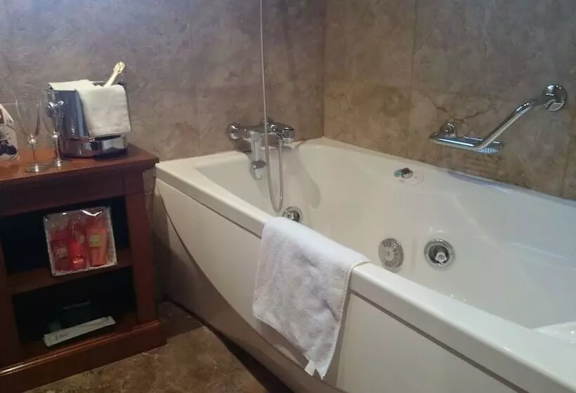 ホテル Pamplona Villava