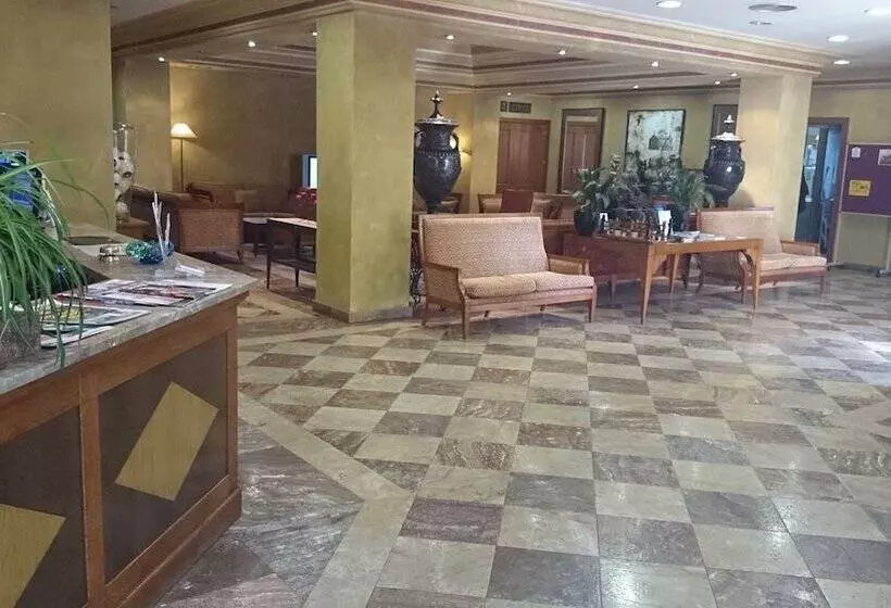 ホテル Pamplona Villava