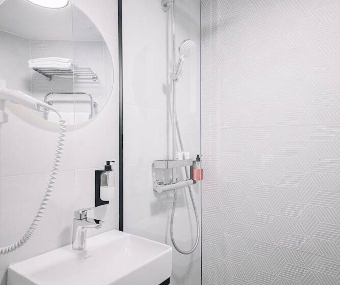 هتل Rija Old Town