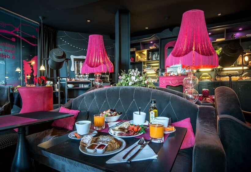 هتل Room Mate Alicia