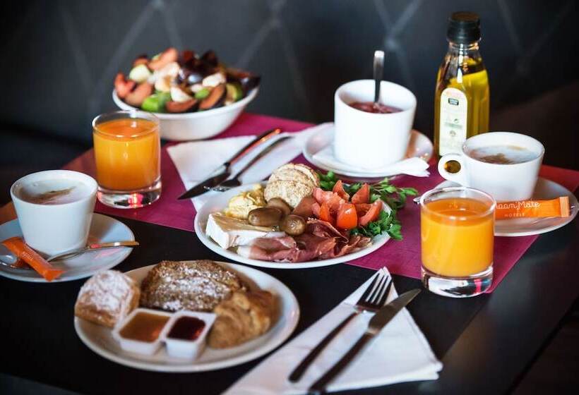 هتل Room Mate Alicia