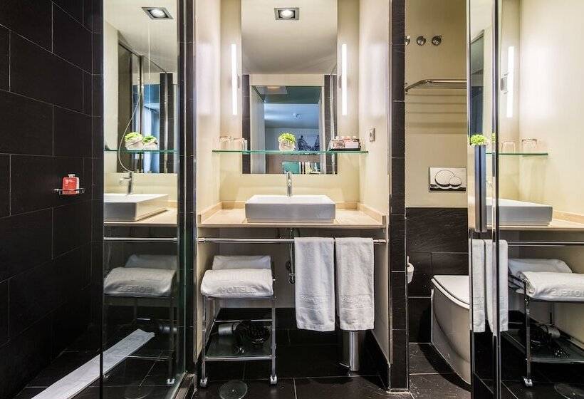 هتل Room Mate Alicia