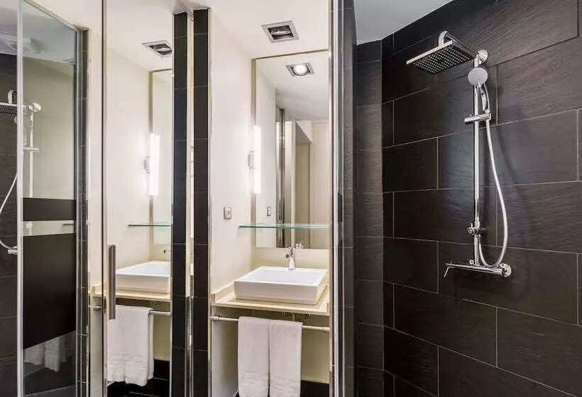 هتل Room Mate Alicia