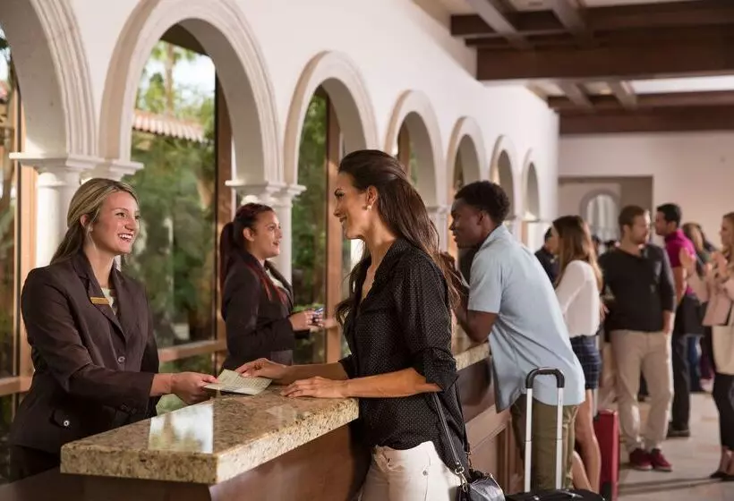 هتل Rosen Shingle Creek