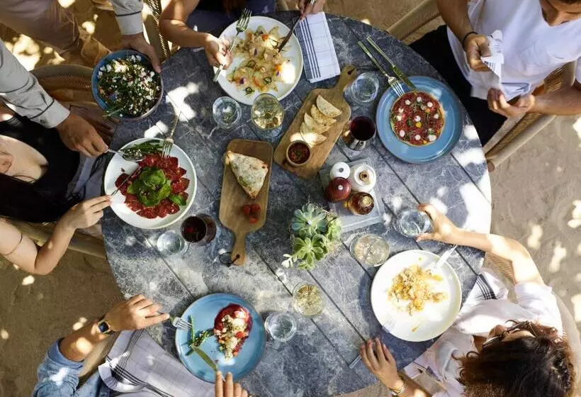 Bill & Coo Mykonos  The Leading Hotels Of The World