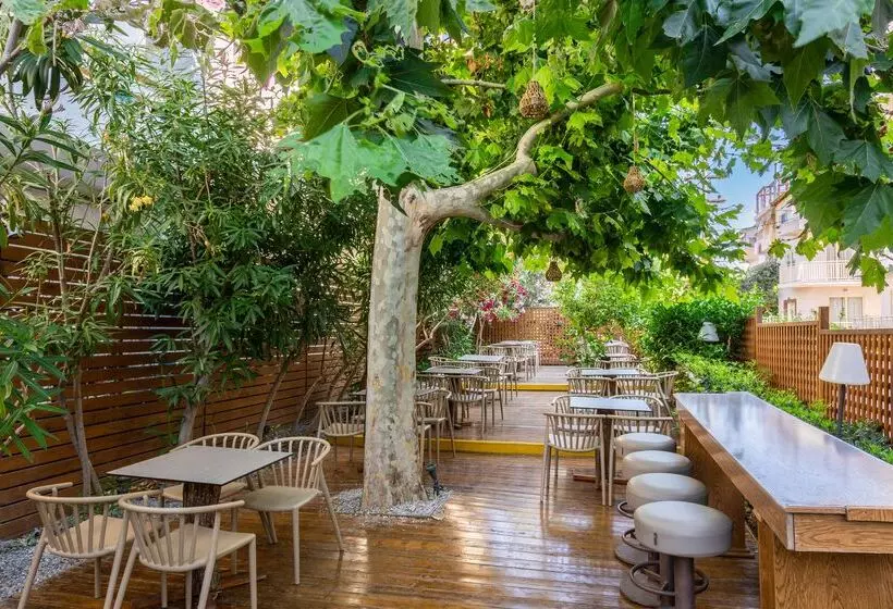 ホテル Chc Marilena