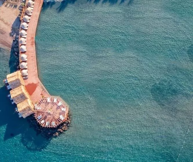 호텔 Golden Beach Resort & Spa