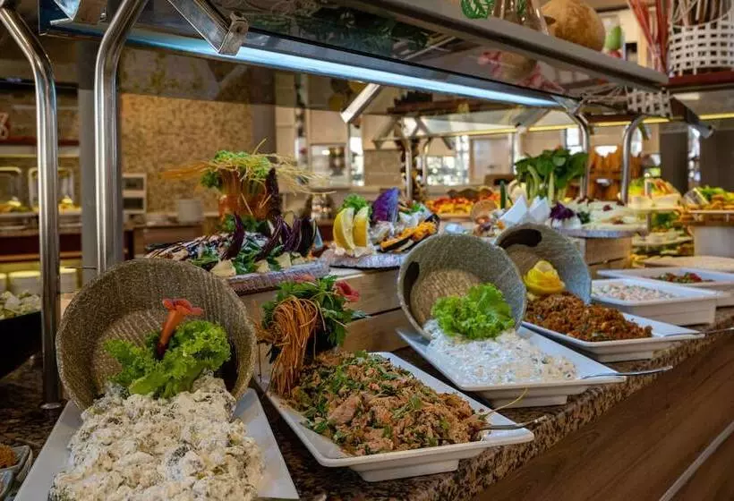 호텔 Golden Beach Resort & Spa