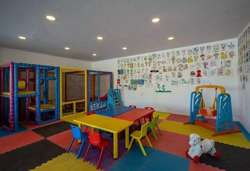 호텔 Golden Beach Resort & Spa