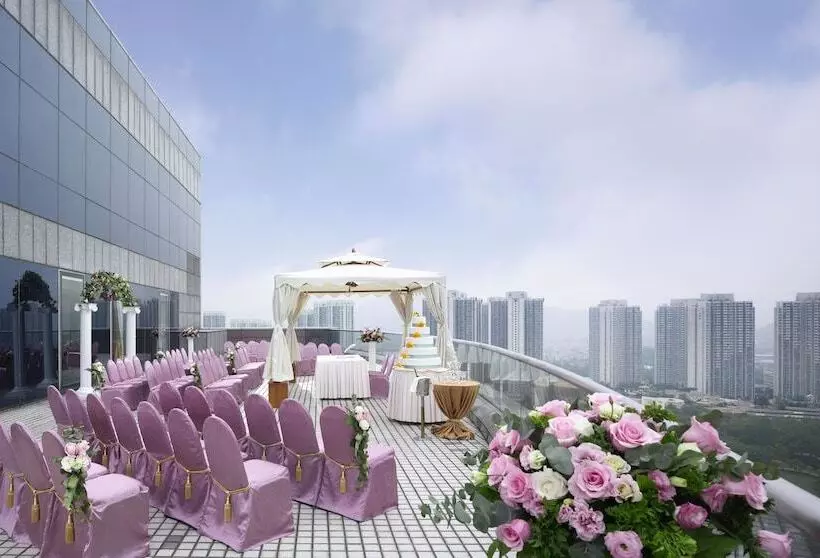هتل Harbour Plaza Resort City
