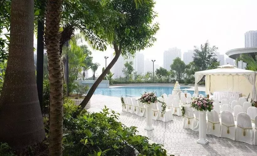 هتل Harbour Plaza Resort City
