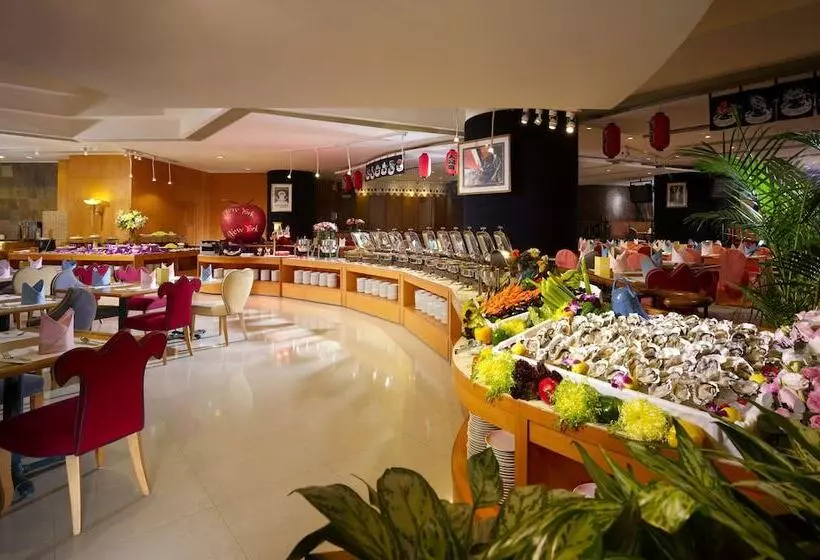 هتل Harbour Plaza Resort City