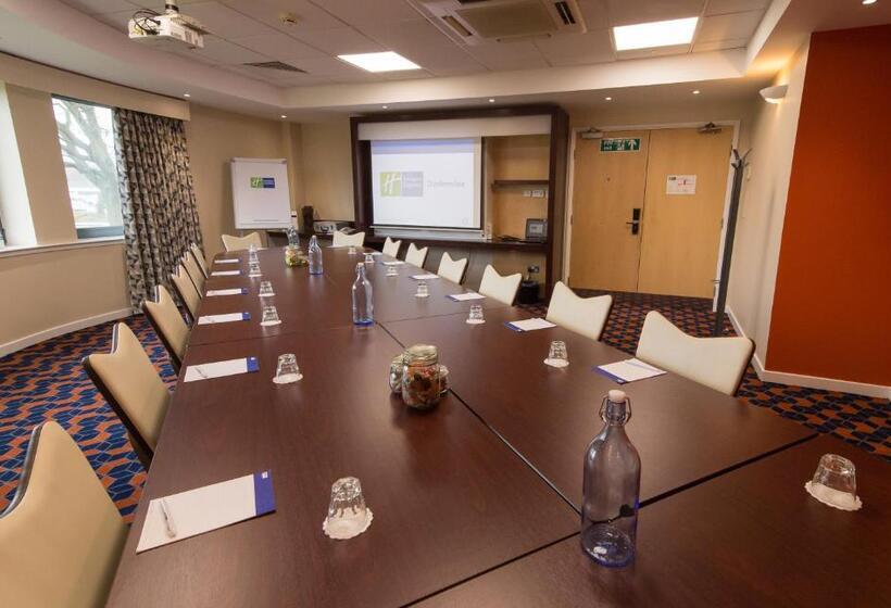 Hotell Holiday Inn Express Dunfermline, An Ihg