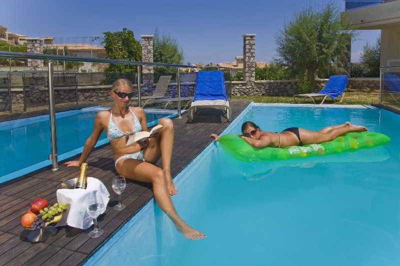 호텔 Lutania Beach