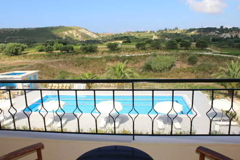 Hotel Nautilus Studios