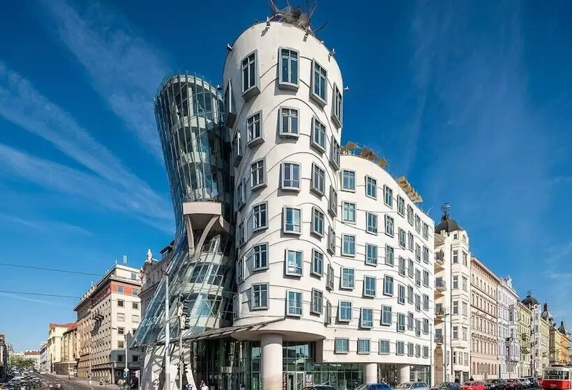 هتل Prague Centre Plaza