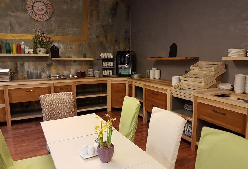 هتل Prague Centre Plaza