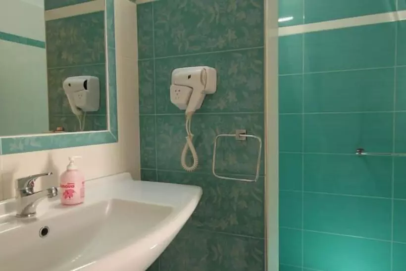 Отель Sofia Village