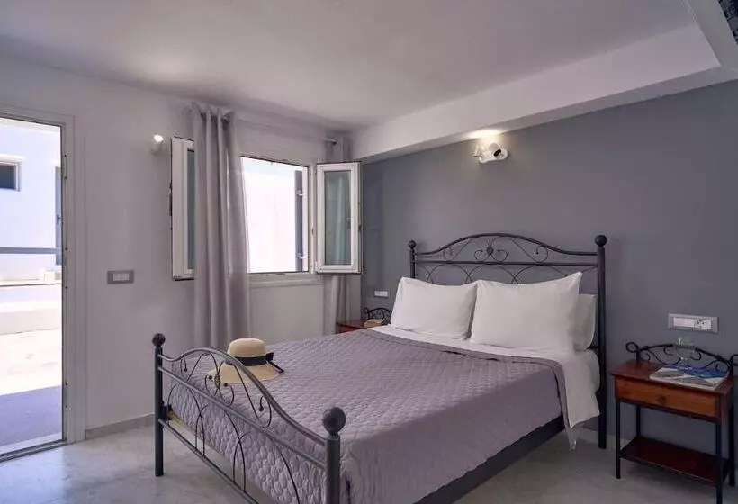 Отель Sofia Village