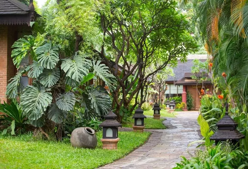 The Hotel @ Tharabar Gate